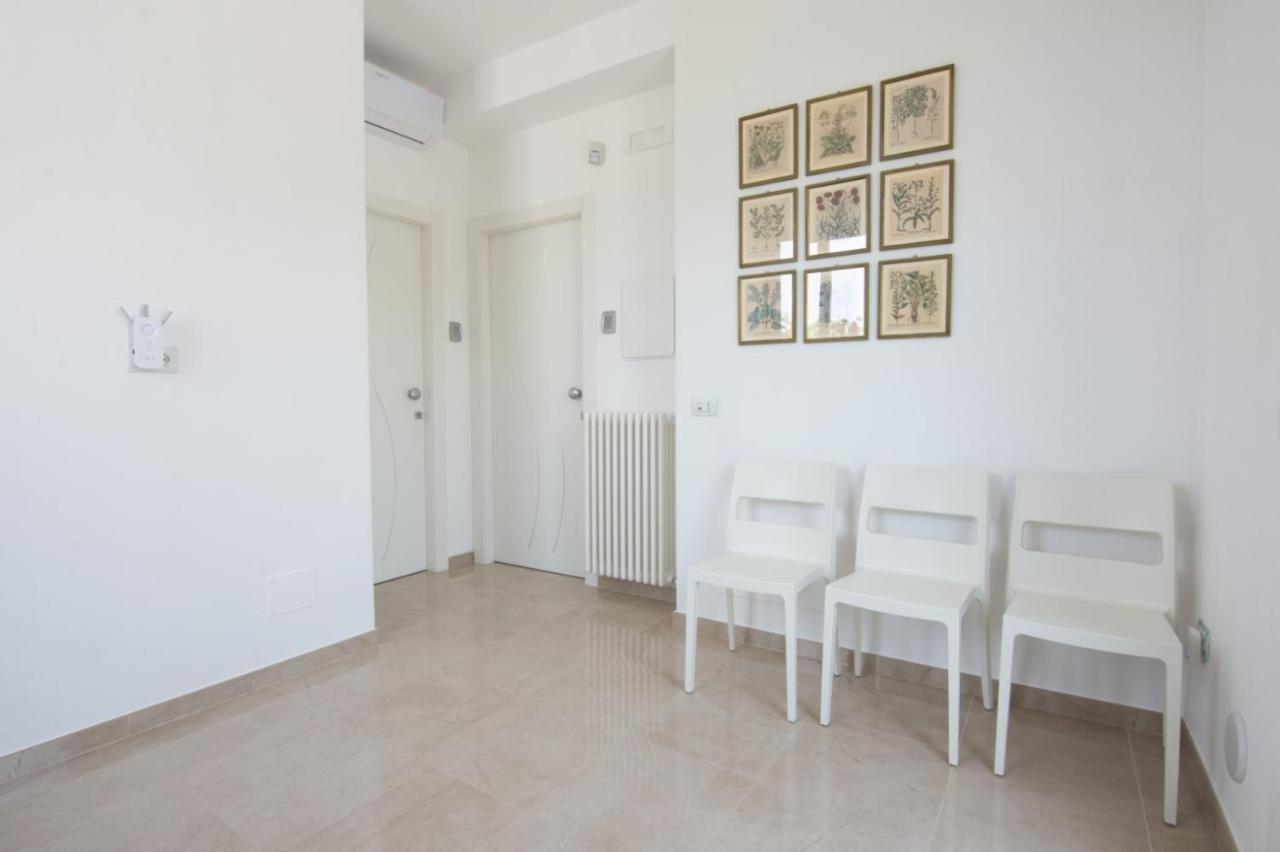 B&B Il Sogno Rocca Imperiale Bagian luar foto